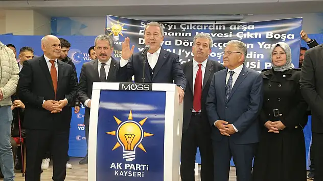 Bakan Akar üst üste iki müjdeli haber verdi