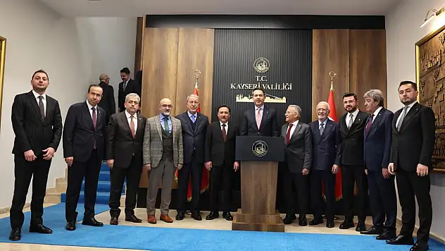 Bakan Bayraktar Valilikte
