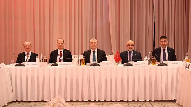 Bakan Işıkhan ve Milletvekili Cıngı Moldova'da