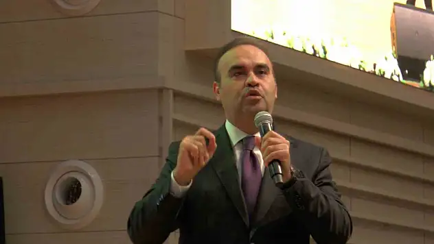 Bakan Kacır: Biz onlardan daha genciz