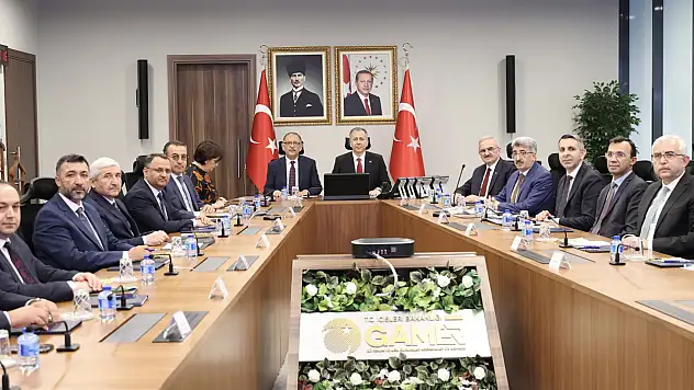 Bakan Özhaseki, denize kıyısı olan 28 ilin valisiyle neleri konuştu?