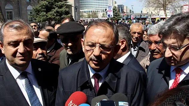 'Erbakan Hoca, Saadet Partisi'nin malı mı?'