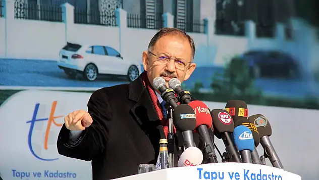 Bakan Özhaseki: &quotMuhalefet edebilirsiniz, eleştirebilirsiniz ama kumpas kurmaya hakkınız yok&quot