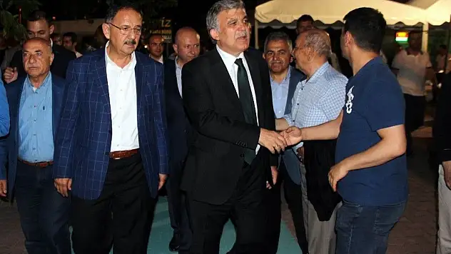 Gül Bakan Özhaseki'nin annesinin perşembesine katıldı