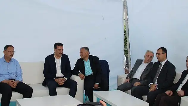 Bakan Tüfenkci'den Özhaseki'ye taziye ziyareti