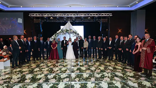Bakan Yardımcısı'nın oğlu evlendi! Kayseri'den bakın kim katıldı?