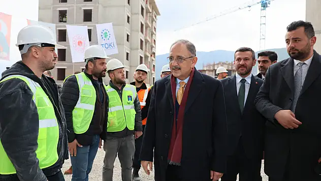 Bakandan bin 500 konut sözü