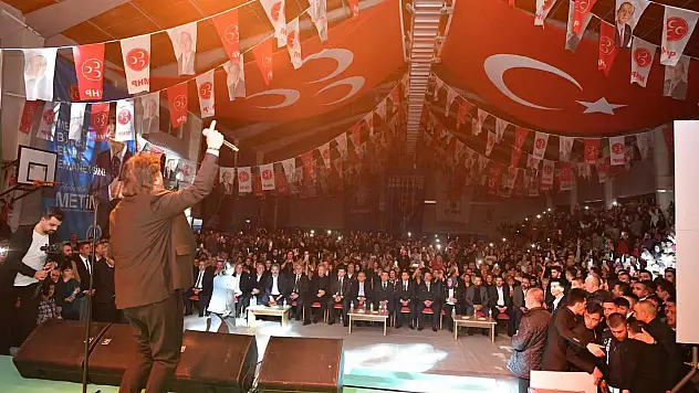 'Bakanım bugün beni şehrin profesörü ilan etti'