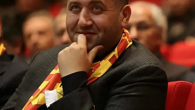 Baki Ersoy'a tribün liderinden anlamlı jest! Bakın ne verdi?