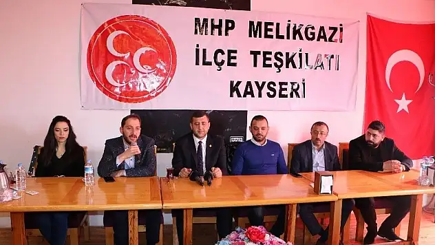 Baki Ersoy: 'Biz zalimlerin karşısında olacağız, haklı davamızdan da kesinlikle vazgeçmeyeceğiz'