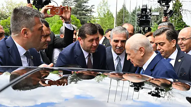Baki Ersoy'dan Devlet Bahçeli mesajı: Geç anlayan utanır