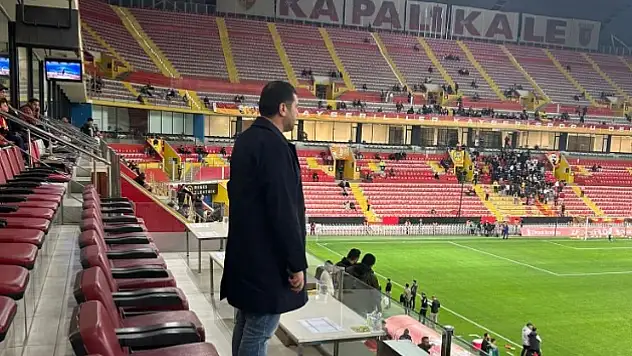 Baki Ersoy'dan manidar retwit