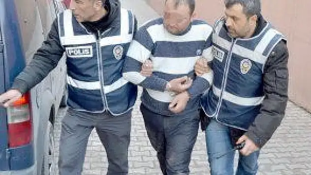 BALDIZININ YÜZÜNE PUL BİBER ATTI GÖZALTINA ALINDI