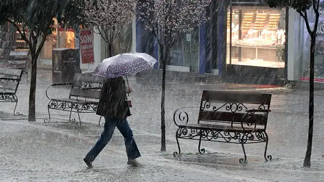 Balkanlar'dan geliyor! Meteoroloji'den 5 ile uyarı
