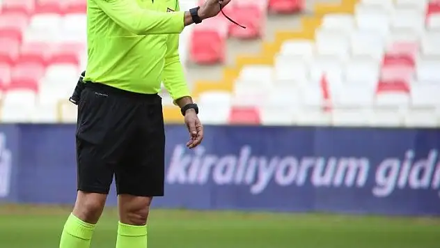 Başakşehir-Kayserispor maçını kim yönetecek?