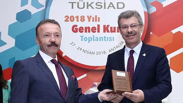 Başkan Akay, TUKSİAD Genel Kurulunda Kayseri Şeker'in başarısını anlattı
