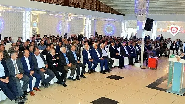 Başkan Akay, &quotTurhal Şeker Fabrikası devletteydi, özelleştirme ile millete geçti&quot