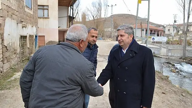 Başkan Altun mahalle ziyaretlerine ara vermiyor
