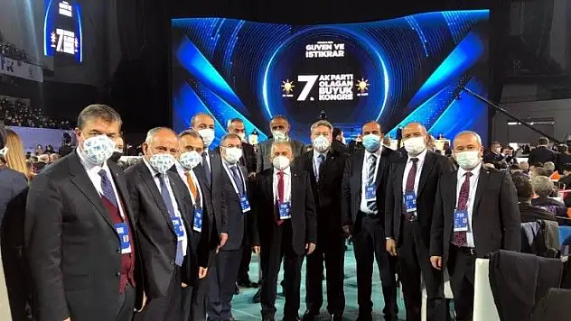 Büyükkılıç  AK Parti 7. Olağan Büyük Kongresi'ne katıldı