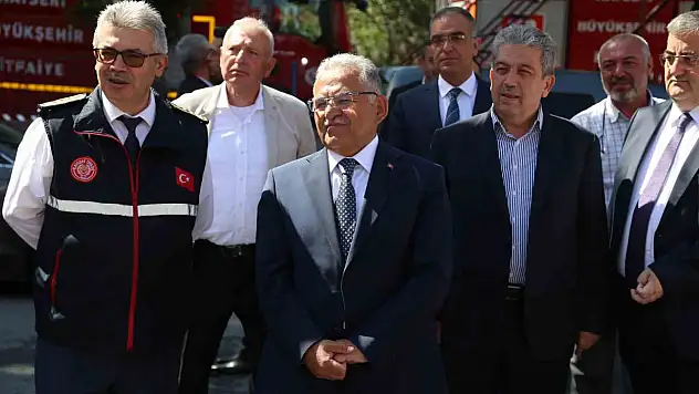 Başkan Büyükkılıç: Kadromuz sürekli yenileniyor!