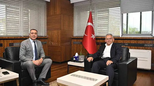 Büyükkılıç'ı kimler ziyaret etti?