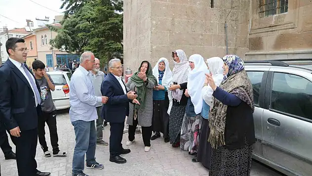 Vatandaştan Başkan Büyükkılıç'a yoğun ilgi...