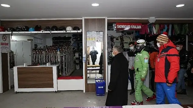 Başkan Büyükkılıç'a zirvede esnaflardan sıcak karşılama
