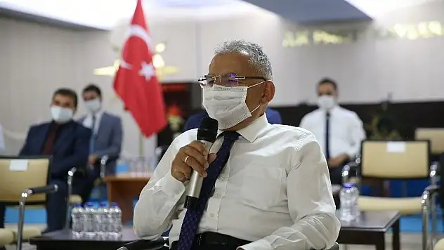 Başkan Büyükkılıç, AK Parti teşkilatlarıyla bayramlaştı