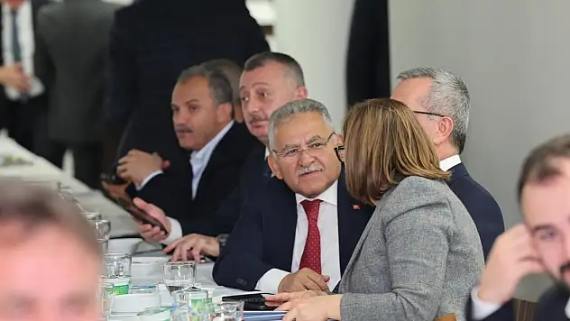 Başkan Büyükkılıç, Ankara'da toplantıya katıldı