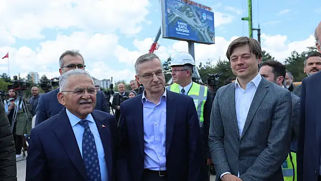 Başkan Büyükkılıç banka yetkilileriyle neden bir araya geldi?