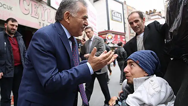 Cami Kebir Kayseri'nin adeta ticaretin kalbi