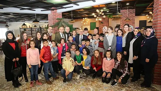 Başkan Büyükkılıç: 'Çocuk Evlerinde kalan yavrularımız yalnız değil'