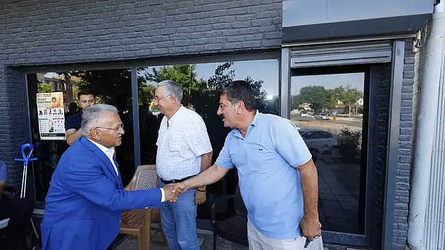 Başkan Büyükkılıç Hacılar'da Gönül Buluşmaları gerçekleştirdi
