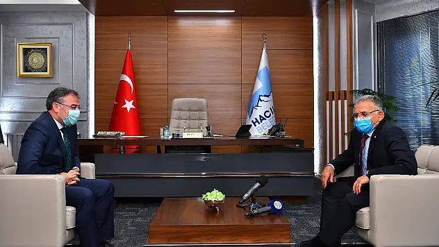 Başkanın Hacılar çıkarması...