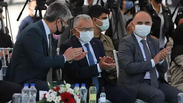 Kayseri'de okul pazarlığı!