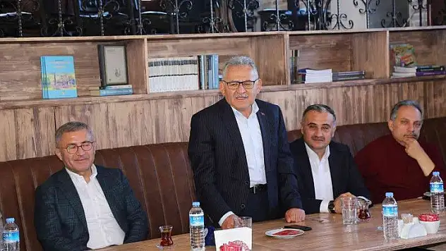 Büyükkılıç, İstanbul heyetiyle zirvede buluştu