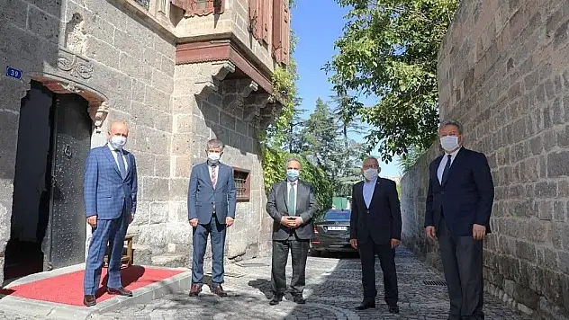 Başkanlardan dikkat çeken buluşma!