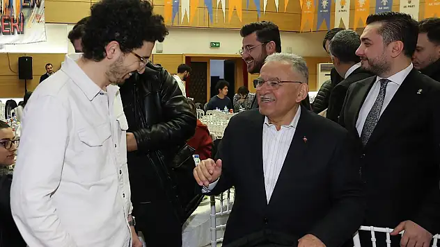 Başkan Büyükkılıç: İyi ki varsınız, alnınızdan öpüyorum