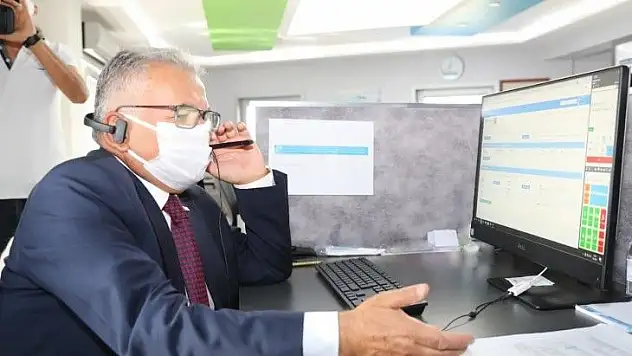 Büyükkılıç, KASKİ Çağrı Merkezi'nde talepleri dinledi