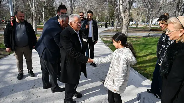 Başkan Büyükkılıç Kayseri sokaklarında...