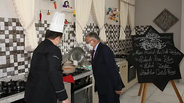Büyükkılıç, gilaborunun faydalarını anlattı