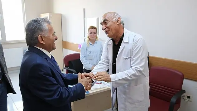 Başkan Büyükkılıç Mimarsinan Semt Polikliniğini ziyaret etti