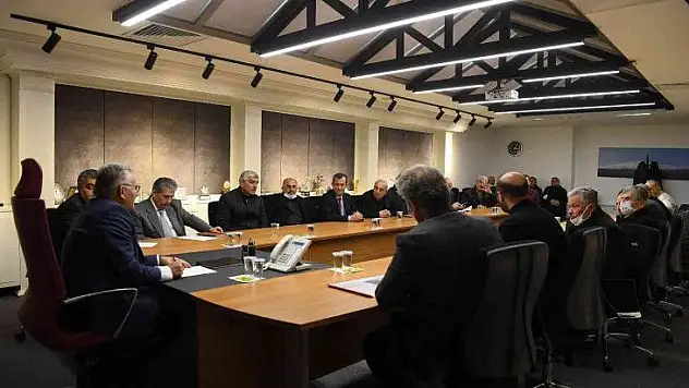 Muhtarlar'dan belediye ziyareti...