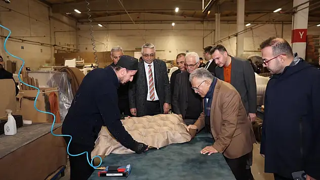 Başkan Büyükkılıç, OSB'de işçilerle bir araya geldi