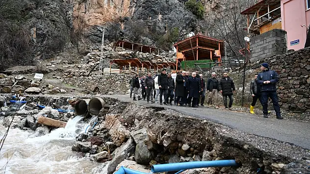 Başkan Büyükkılıç selden etkilenen mahalleleri tek tek inceledi