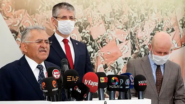 Başkan Büyükkılıç: Seyahat kısıtlamasının kalkmamasının nedeni açıkladı!