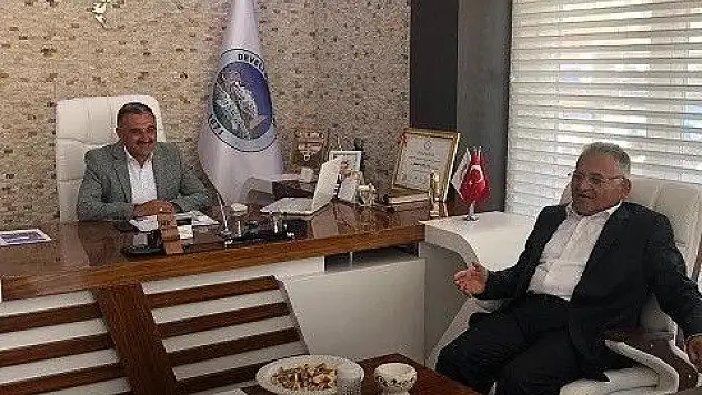 Başkan Büyükkılıç'tan ilçe ziyaretleri
