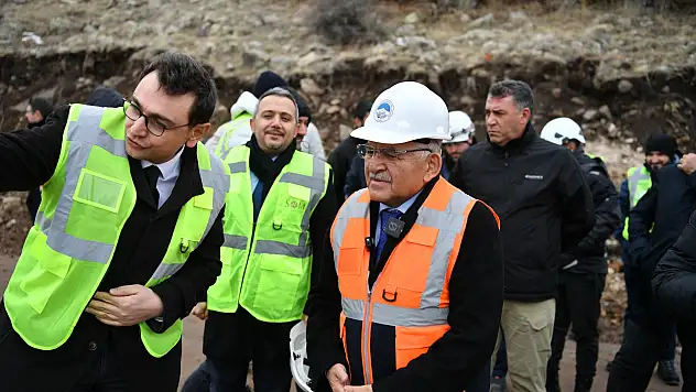 Başkan Büyükkılıç'tan 'İşini kirişleyen' çıkışı