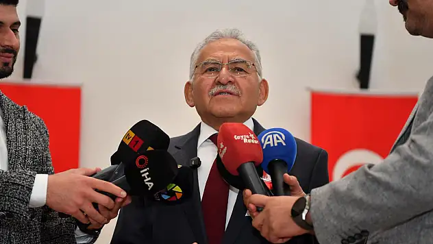 Başkan Büyükkılıç'tan tramvay hattı açıklaması