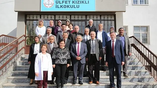 Başkan Büyükkılıç, Ülfet Kızıklı İlkokulunu ziyaret etti
